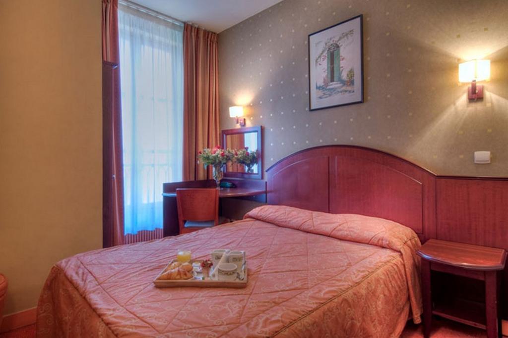 Tweepersoonskamer met 2 Aparte Bedden